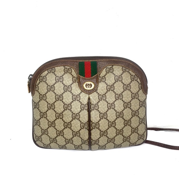 Authentic Gucci brown monogram canvas crossbody - Picture 2 of 16